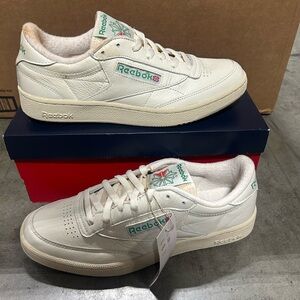 Reebok- CLUB C 85 VINTAGE, WHITE, 9.5 men QS